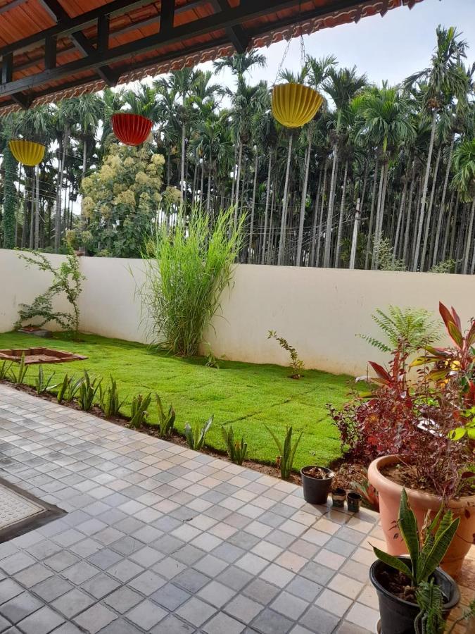 Shi'S Shambhavi Homestay -On The Way To Isha, Maruthamalai Coimbatore Exteriör bild